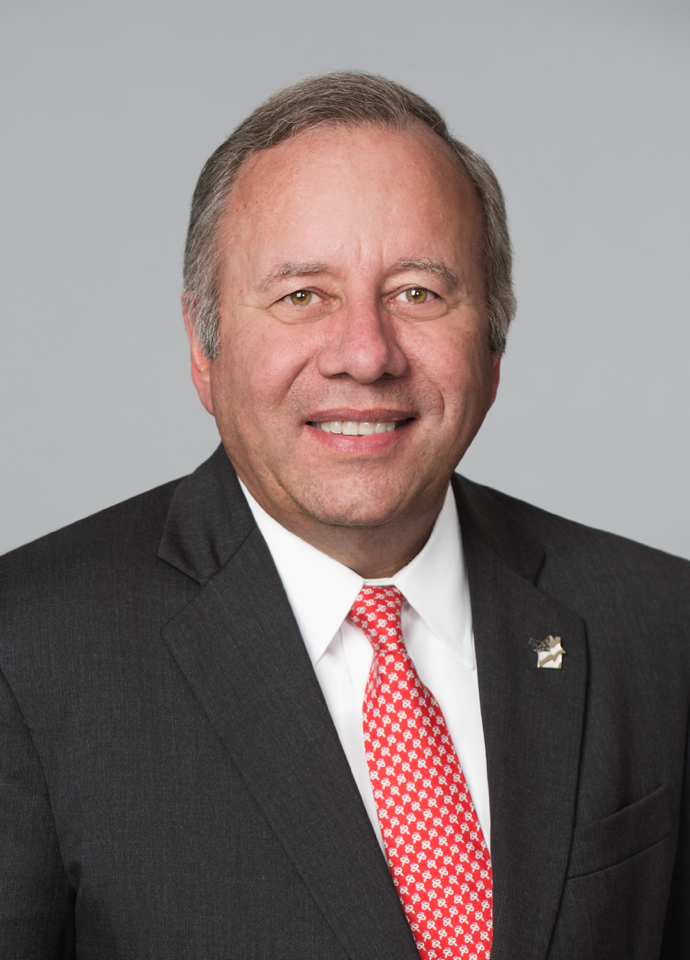 José R. González